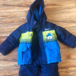 Gusti snowsuit size 2t boys
